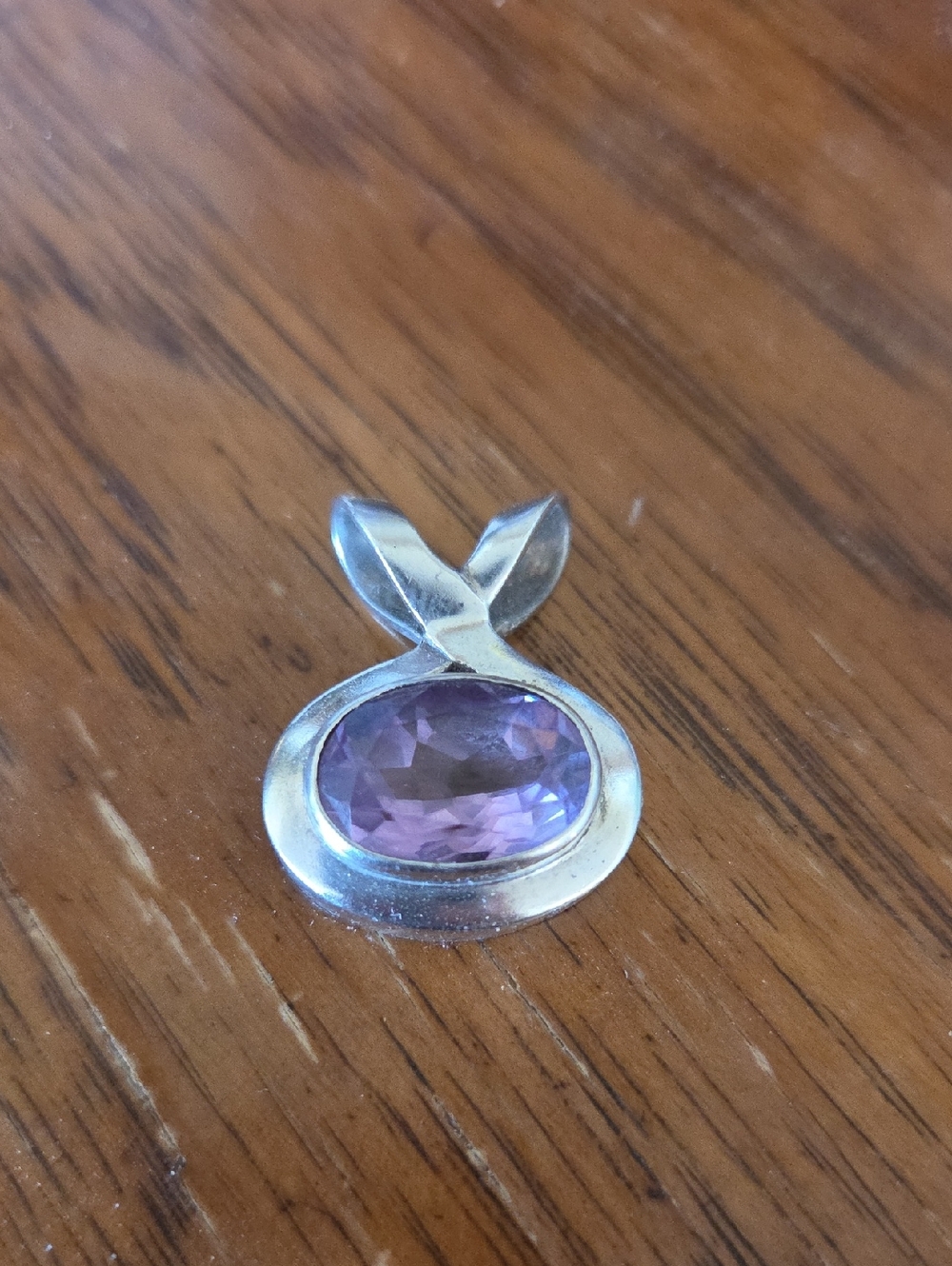 Sterling Silver Pendant with Amethyst Gemstone - Elegant Women's Necklace Accent